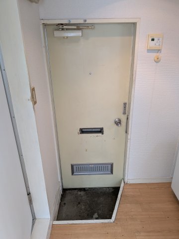 玄関　スッキリまとまった玄関です