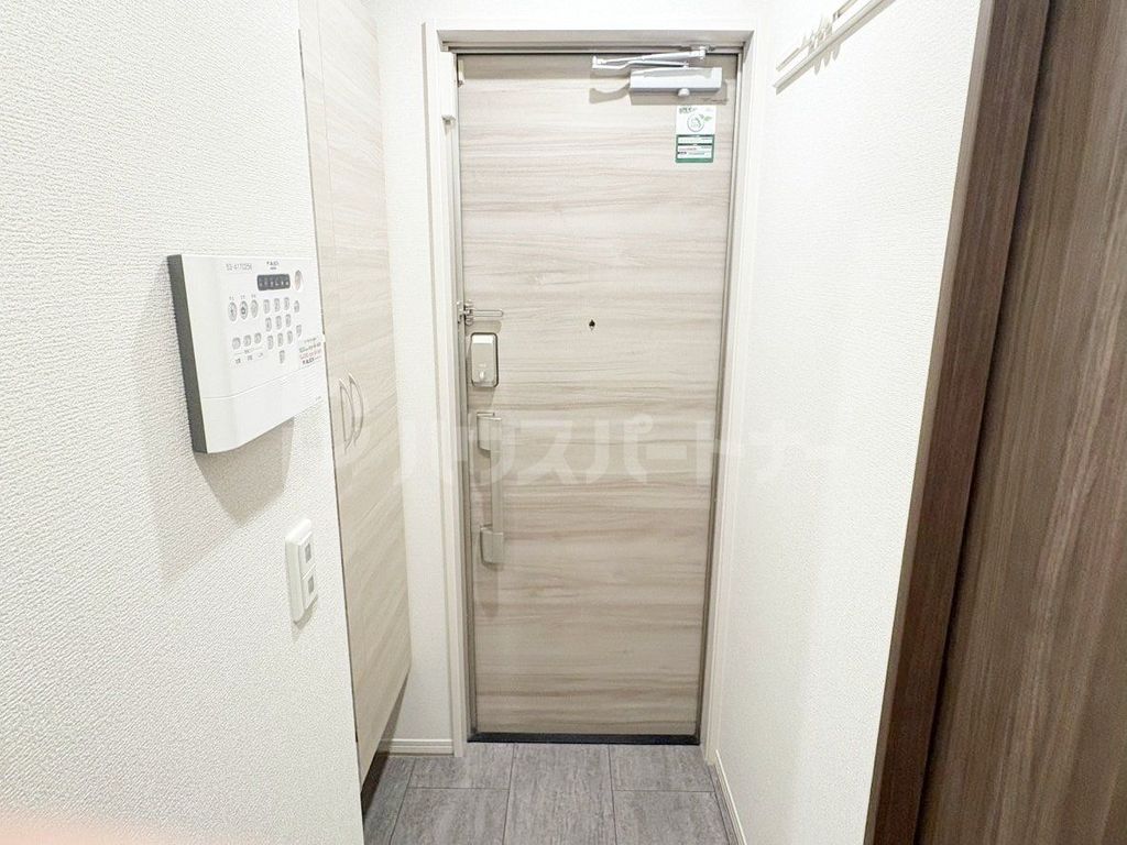 玄関　設備