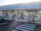 コンビニ　ローソン美濃加茂山手店（コンビニ）まで686m