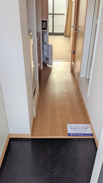 玄関　現況優先