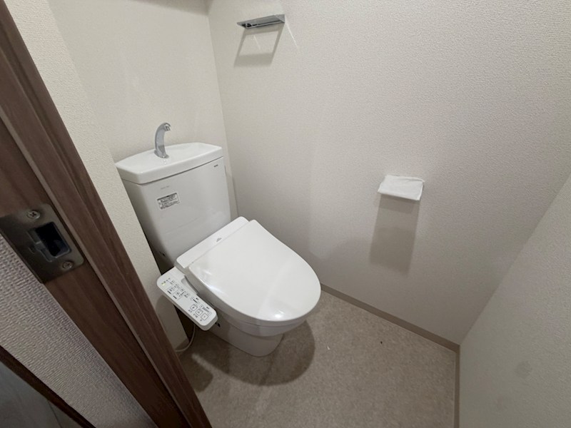 NEコート甲南町のトイレ写真