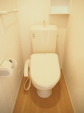 トイレ　ゆったりとした空間のトイレです