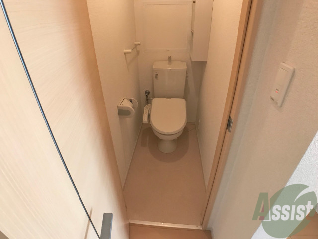 トイレ　人気のウォシュレット機能がついたトイレです。安心して使えます