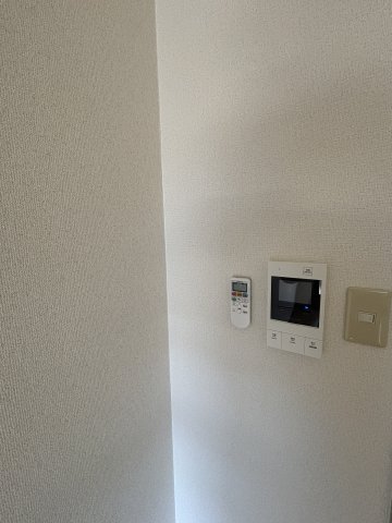 セキュリティ　※写真は同じマンションの違う部屋のもの(反転タイプ)