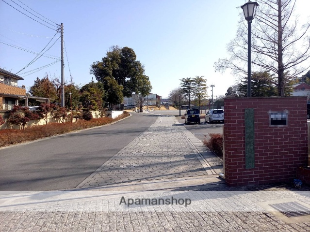 小学校　古河市立古河第一小学校（小学校）まで522m