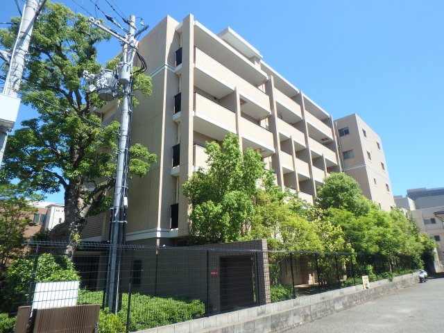 建物外観　外観は落ち着いています