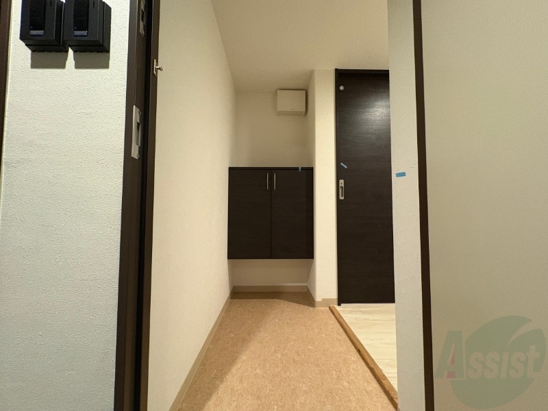 玄関　使いやすく明るい印象の玄関になっておりました！