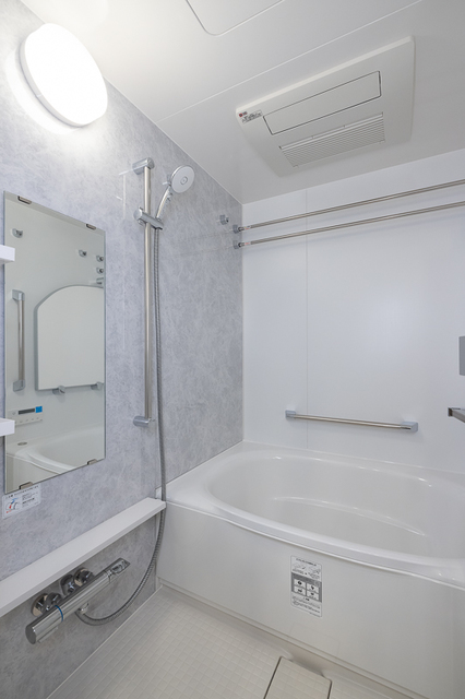 バス・シャワールーム　※写真は同タイプ住戸です。