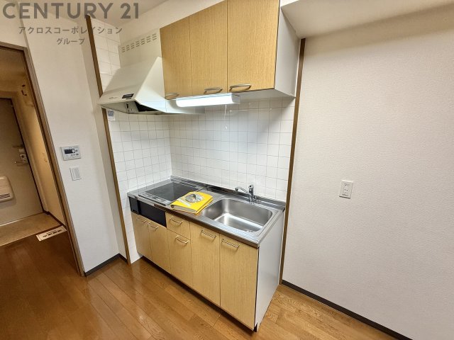キッチン　2口ガスコンロ付で機能的なキッチンです！