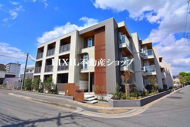 建物外観　吉川市のお住まい探しなら当社にお任せください。