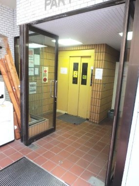 ロビー