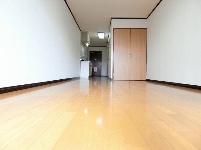 その他部屋・スペース　明るい色調の室内です