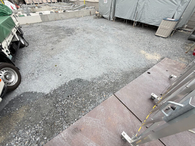 ロビー　現地建築中
