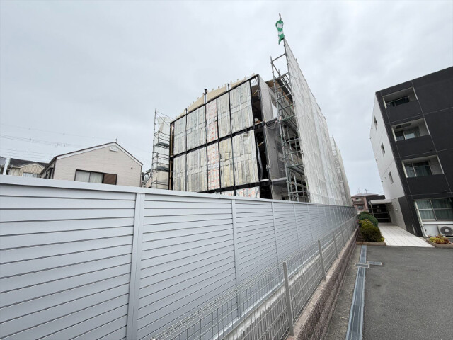 建物外観　現地建築中
