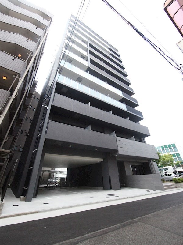 建物外観　外観　オートロック付　宅配ＢＯＸ有り　防犯カメラ有り