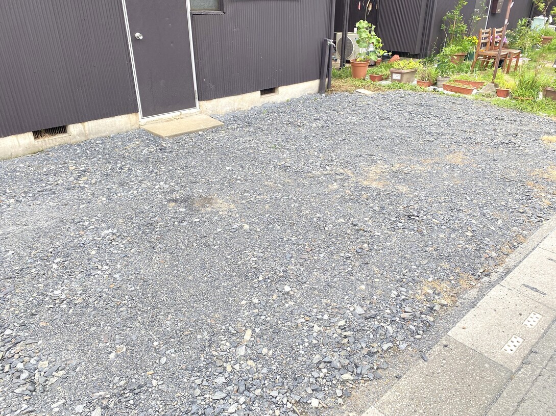 駐車場　★駐車場１台無料です★