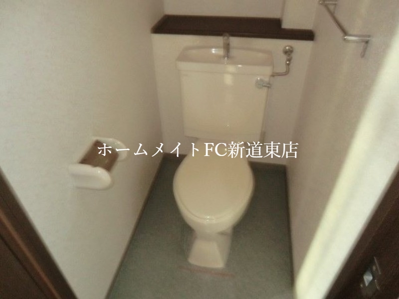 トイレ　トイレ