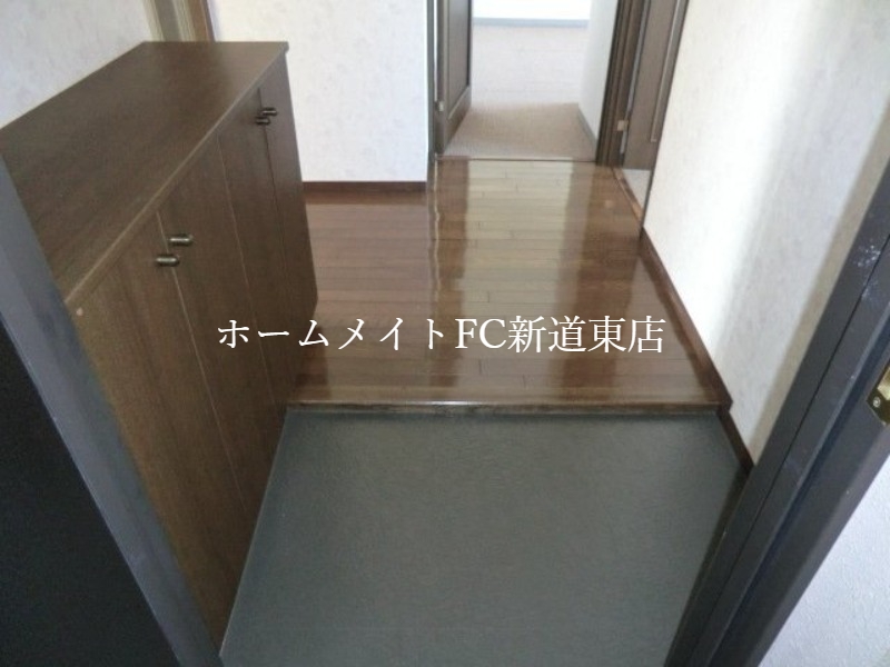 玄関　玄関