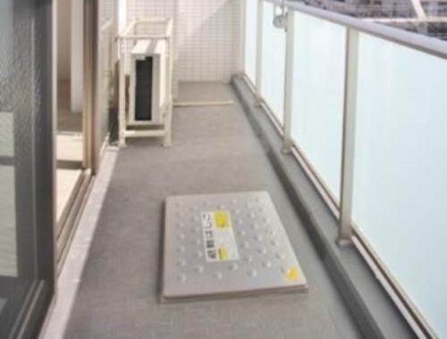バルコニー　開放的で明るい空間を演出してくれるバルコニーです
