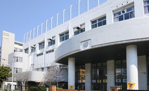 小学校　東泉小学校（小学校）まで463m