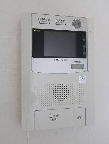 セキュリティ　モニターで来客を確認できるので安心です