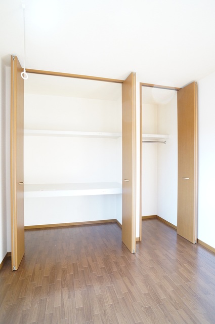 収納　（同建物反転タイプ）