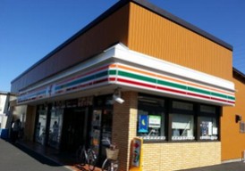 コンビニ　セブンイレブン草加西町店（コンビニ）まで468m