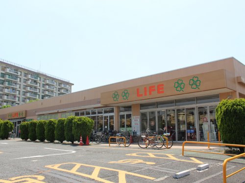 スーパー　ライフ 前野町店（スーパー）まで506m