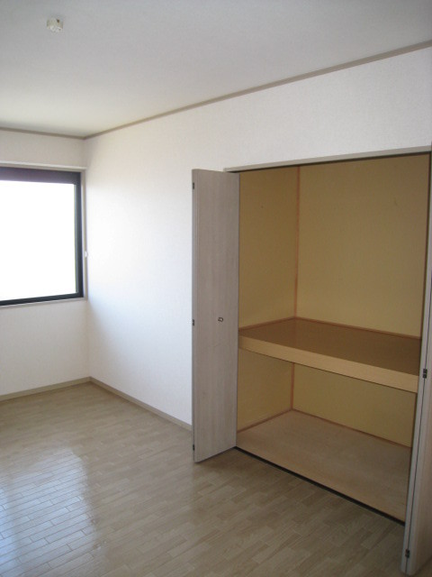 その他部屋・スペース　洋室７．５帖