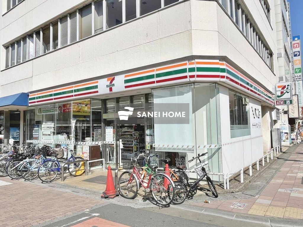 コンビニ　セブンイレブン新所沢駅東口店（コンビニ）まで40m