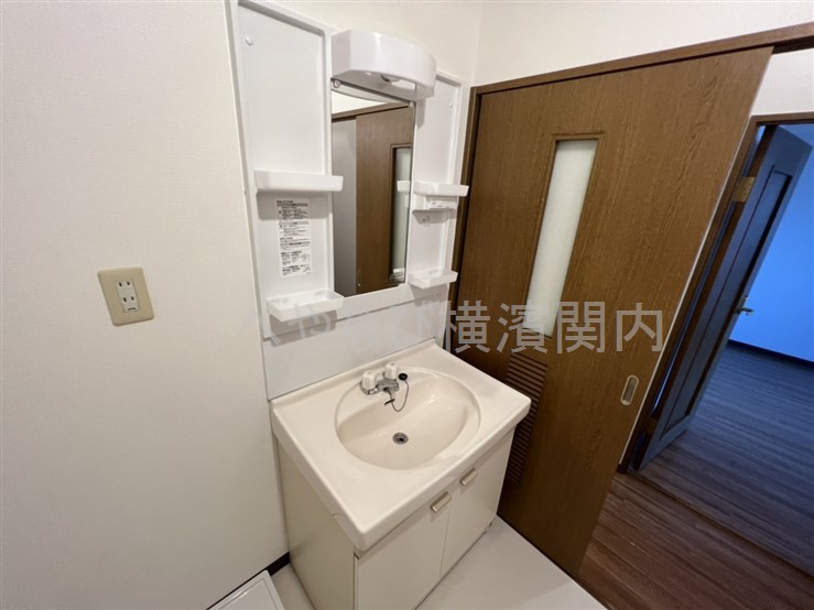 洗面設備　他号室　同施工参考写真