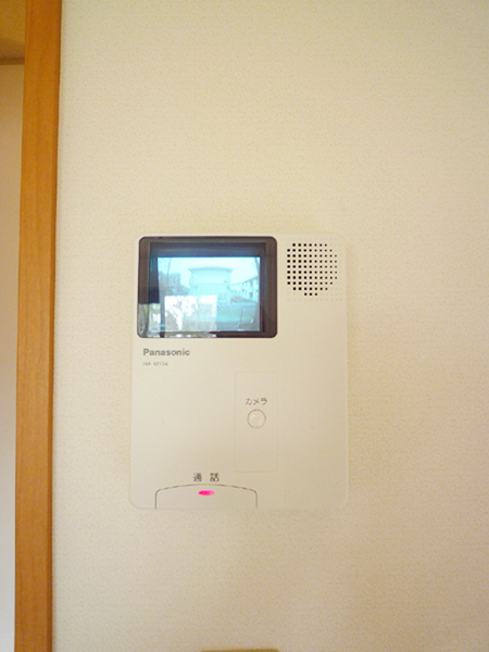 セキュリティ　TVモニターホンで来訪者を確認出来ます！