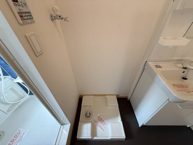 洗面設備　洗濯機置場