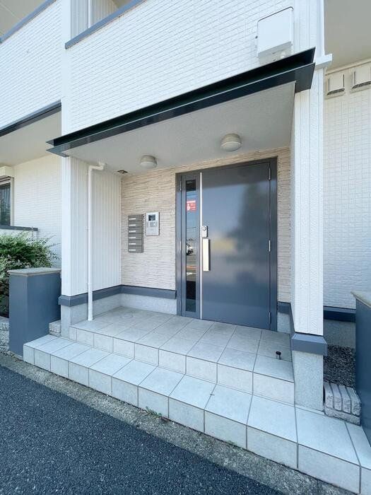 エントランス　★お問い合わせはタウンハウジングまで★