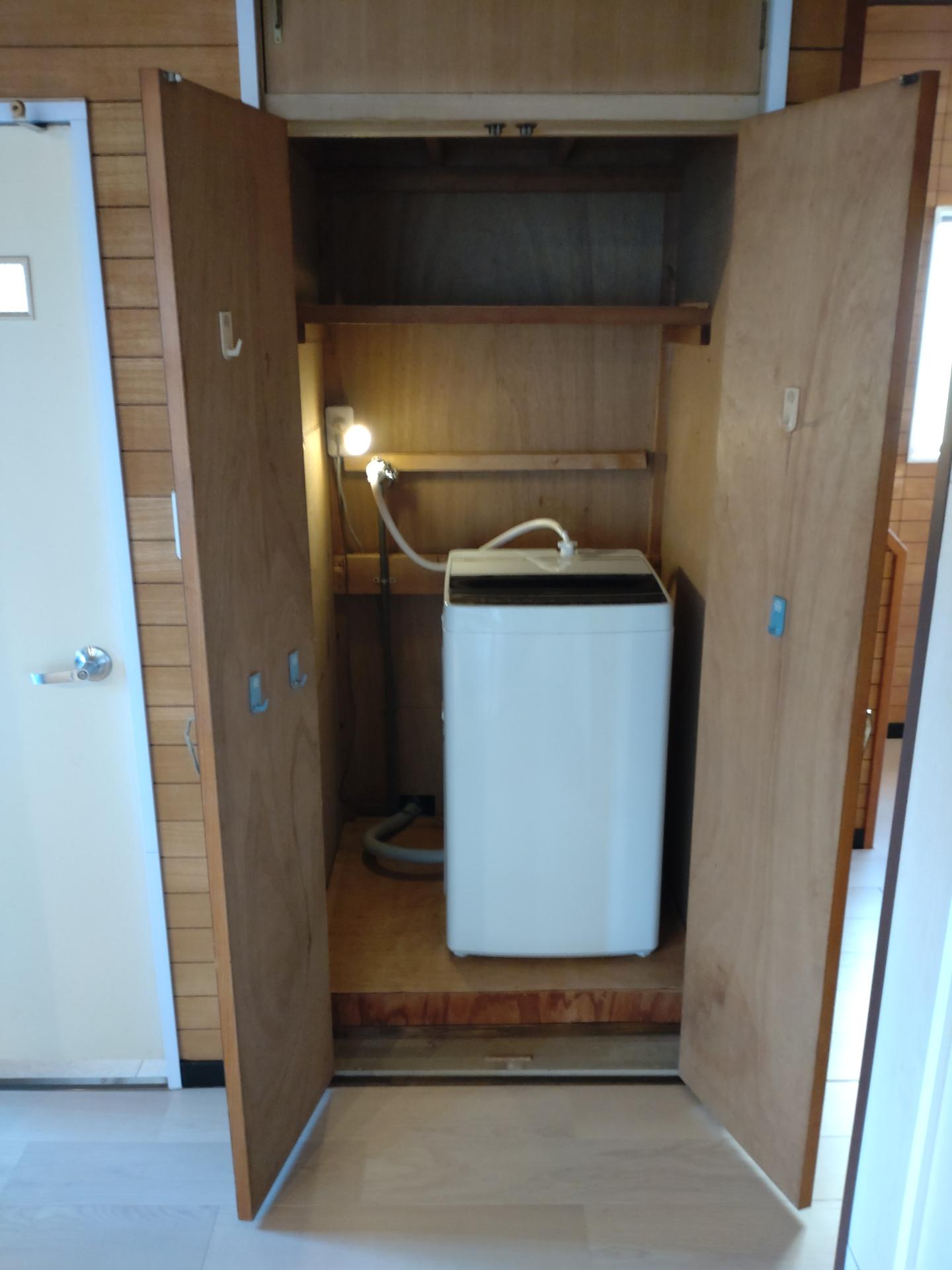 その他設備　専用洗濯機置き場