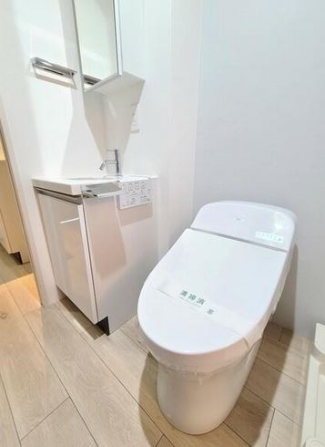 トイレ　★温水洗浄便座★