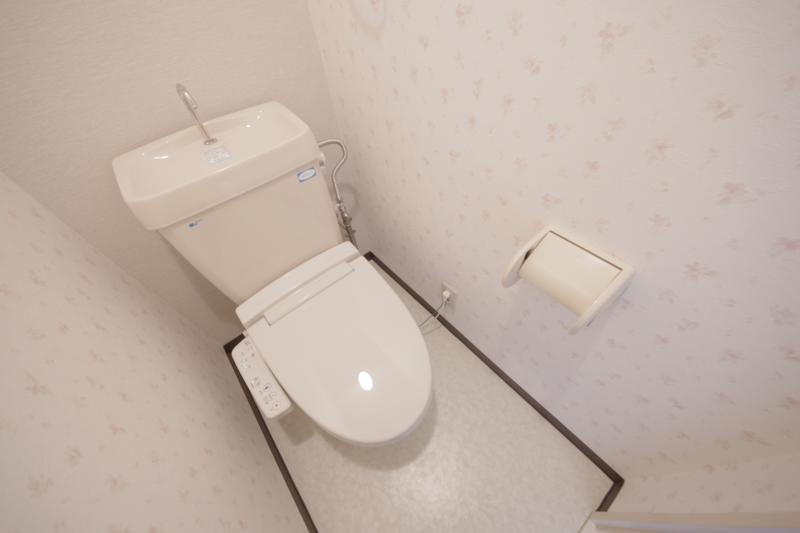 トイレ　清潔感のあるトイレです