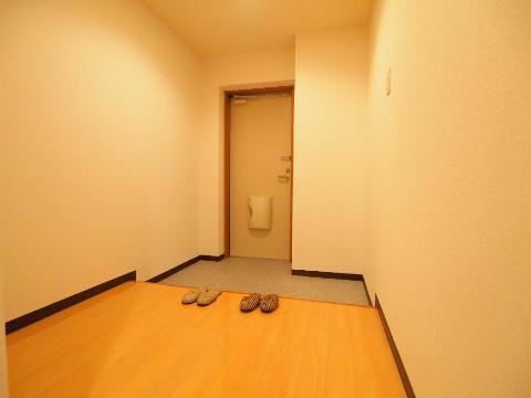 コンフォート坂祝の玄関写真