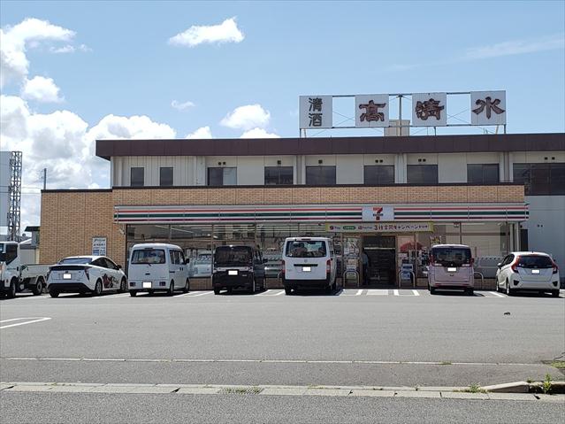 コンビニ　セブン－イレブン秋田卸町３丁目店（コンビニ）まで579m
