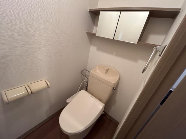 トイレ　トイレ