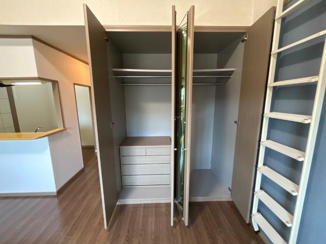 収納　クローゼット