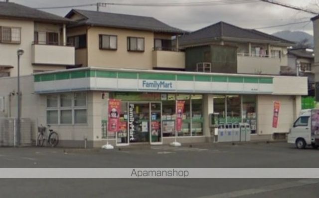 コンビニ　ファミリーマート富士見台店（コンビニ）まで1132m