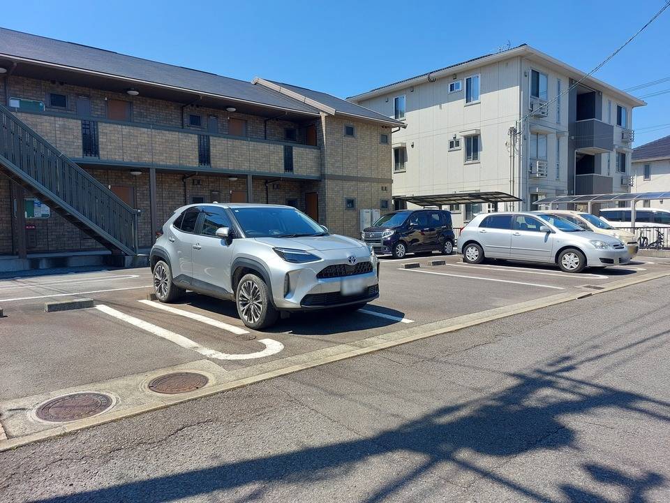 駐車場　駐車場