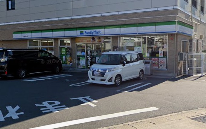 コンビニ　ファミリーマート 八事弥生が岡店（コンビニ）まで1307m