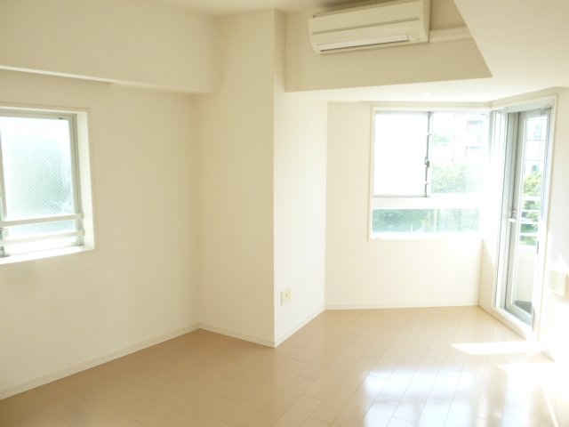 居室・リビング　居室※別部屋参考写真