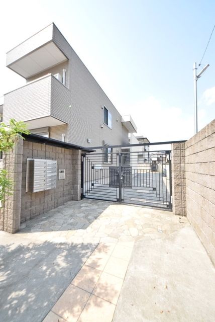 エントランス　☆入口はこちら☆