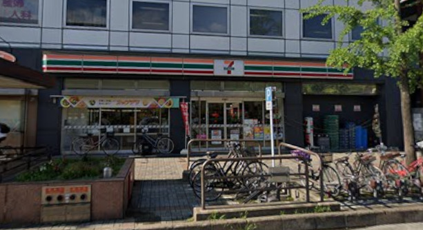 コンビニ　セブンイレブン 福岡大濠公園駅前店（コンビニ）まで198m