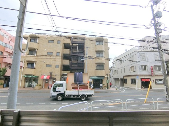 眺望　★前面は大通りで開放的です★