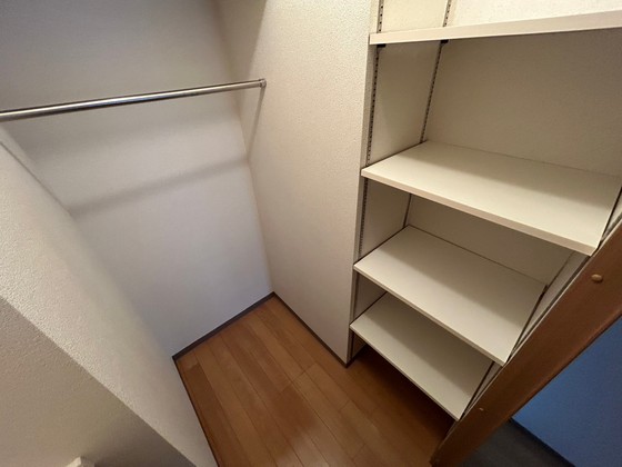 収納　※別部屋の写真です