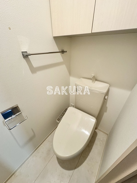 トイレ　嬉しい温水洗浄便座付き♪